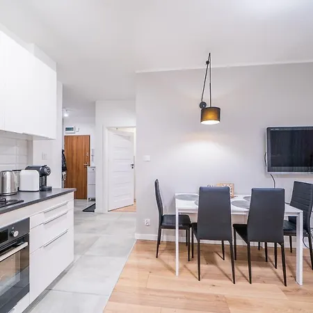 Апартаменты Premium Apartament Podchorazych Варшава