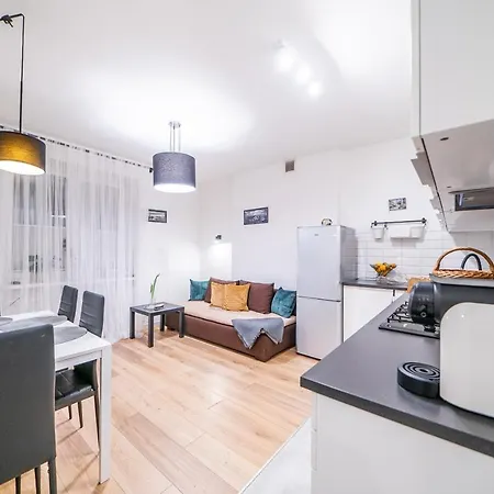 Апартаменты Premium Apartament Podchorazych Варшава